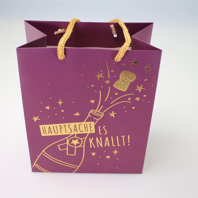 813-TN 21 HAUPTSACHE ES KNALLT